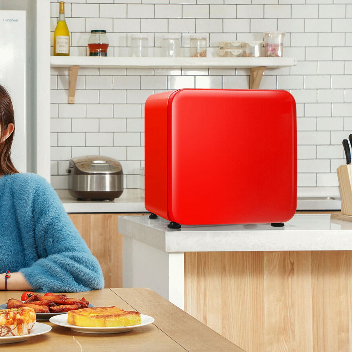 0~10â„ƒ Compact Refrigerator with Reversible Door for Dorm Apartment-Red